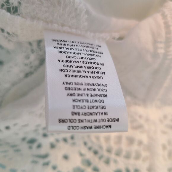 Democracy Crochet Lace Embroidered White Bell Sleeve Top Sz M Cottagecore Boho - Picture 10 of 10